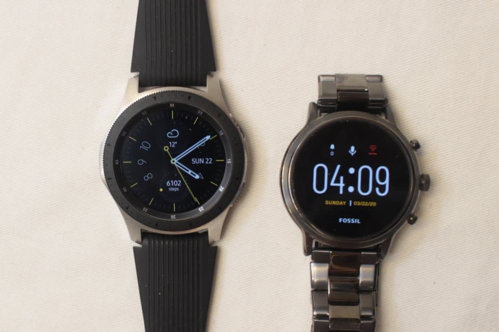 Samsung Galaxy Watch vs Fossil Gen 5 Carlyle watch face