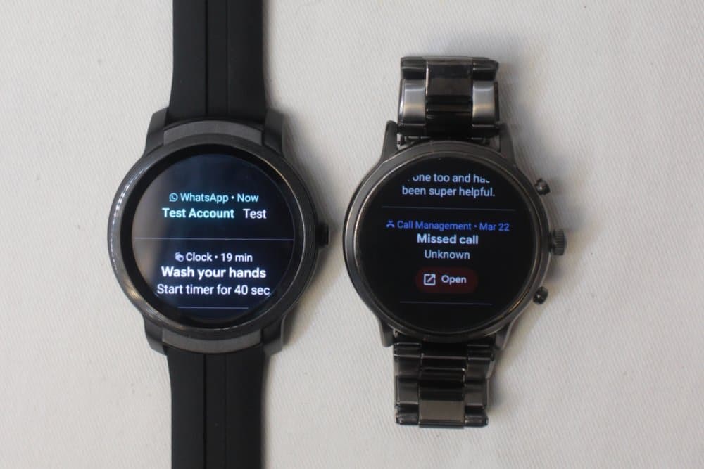 ticwatch e2 vs fossil gen 5 carlyle notifications