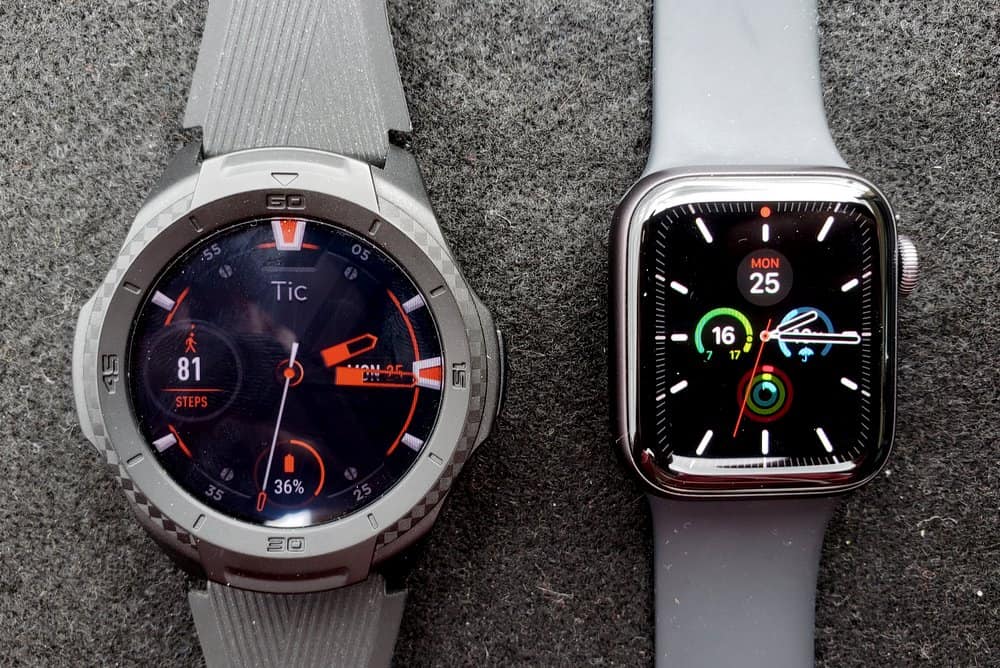 ticwatch s2 vs apple watch series 5 main screen