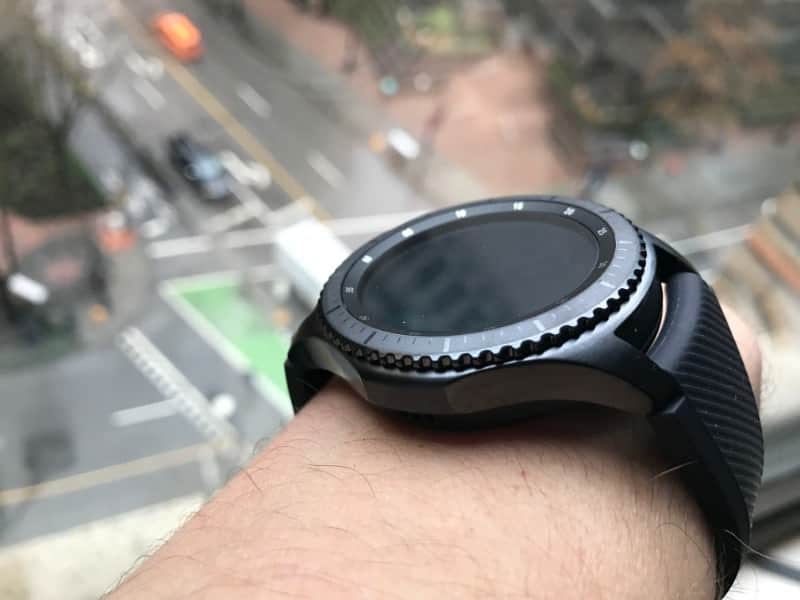 Close up of rotating bezel on the Samsung Gear S3 Frontier Smartwatch