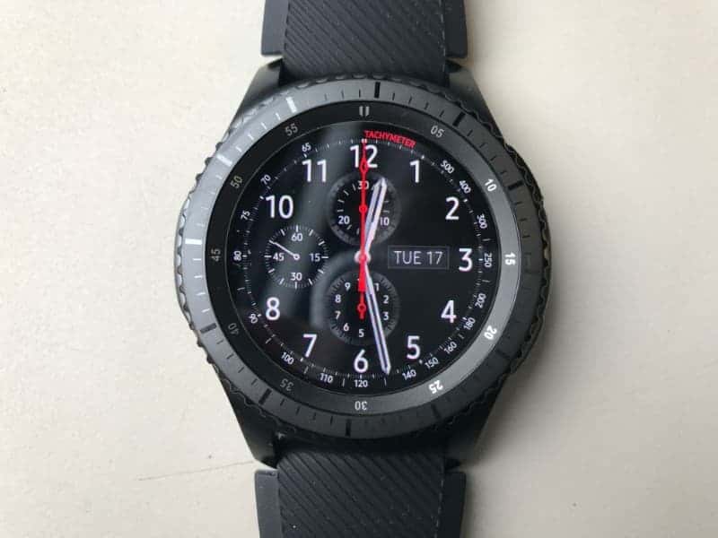 Close up of the face on the Samsung Gear S3 Frontier Smartwatch