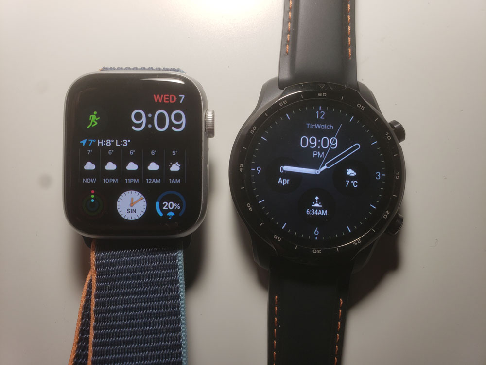 Apple Watch Series 6 vs Ticwatch Pro 3