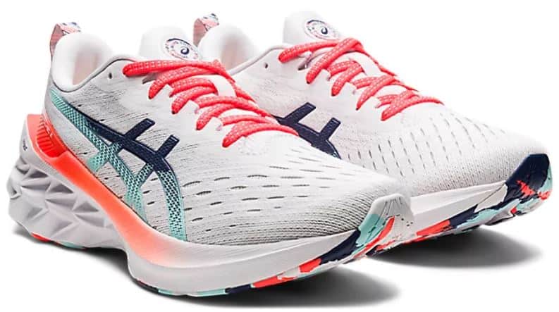 The Novablast 2 shoes in white from Asics.