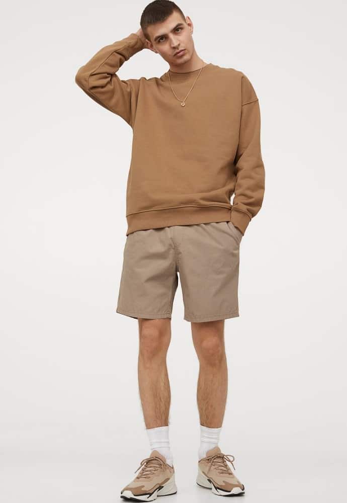 The regular fit Cotton Shorts from H & M in khaki brown.