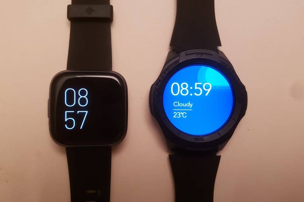 Ticwatch S2 vs Fitbit Versa 2 main screen