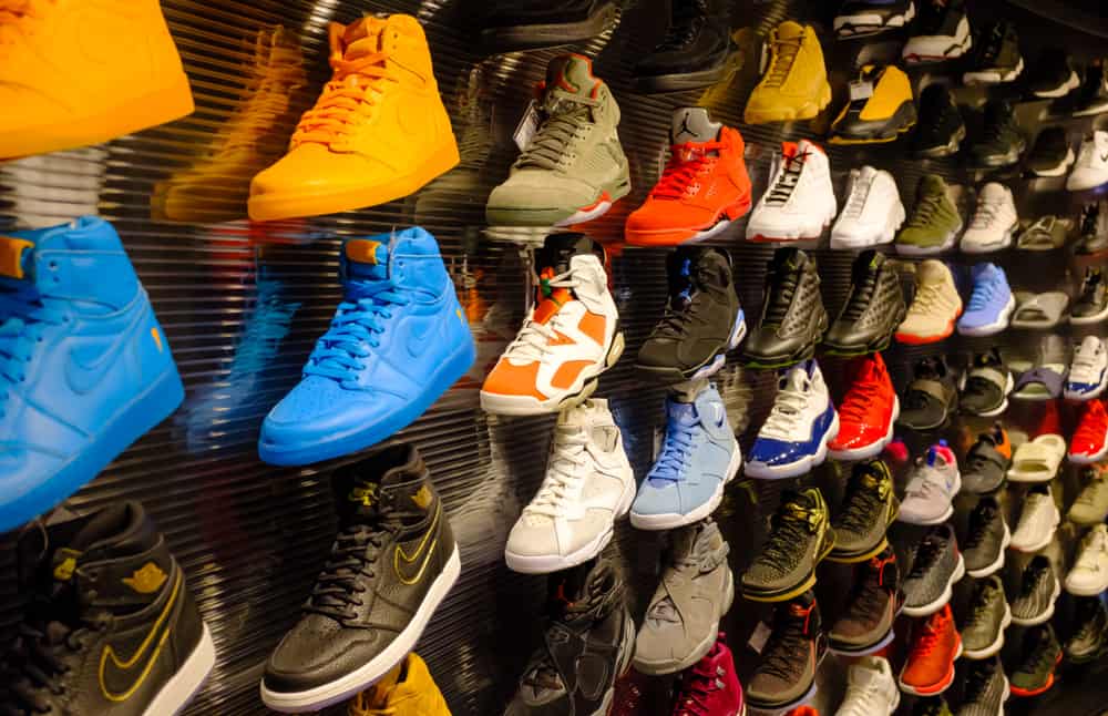  Nike Jordan series basketball shoes display in a mall.