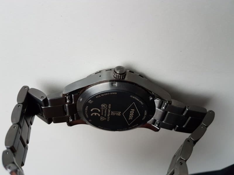 Fossil Q Marshal Smartwatch underneath view.