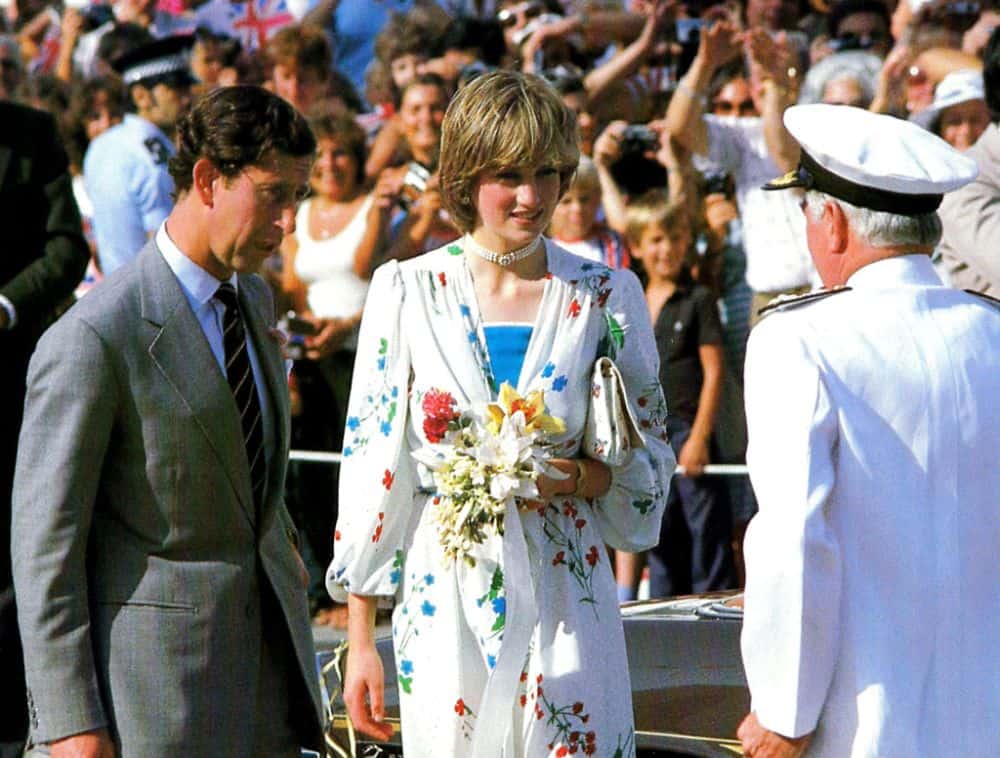 Princess Diana waring a Sloane ranger dress.