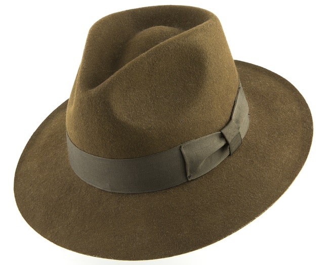 A vintage style green moss fedora hat with a darker green band.